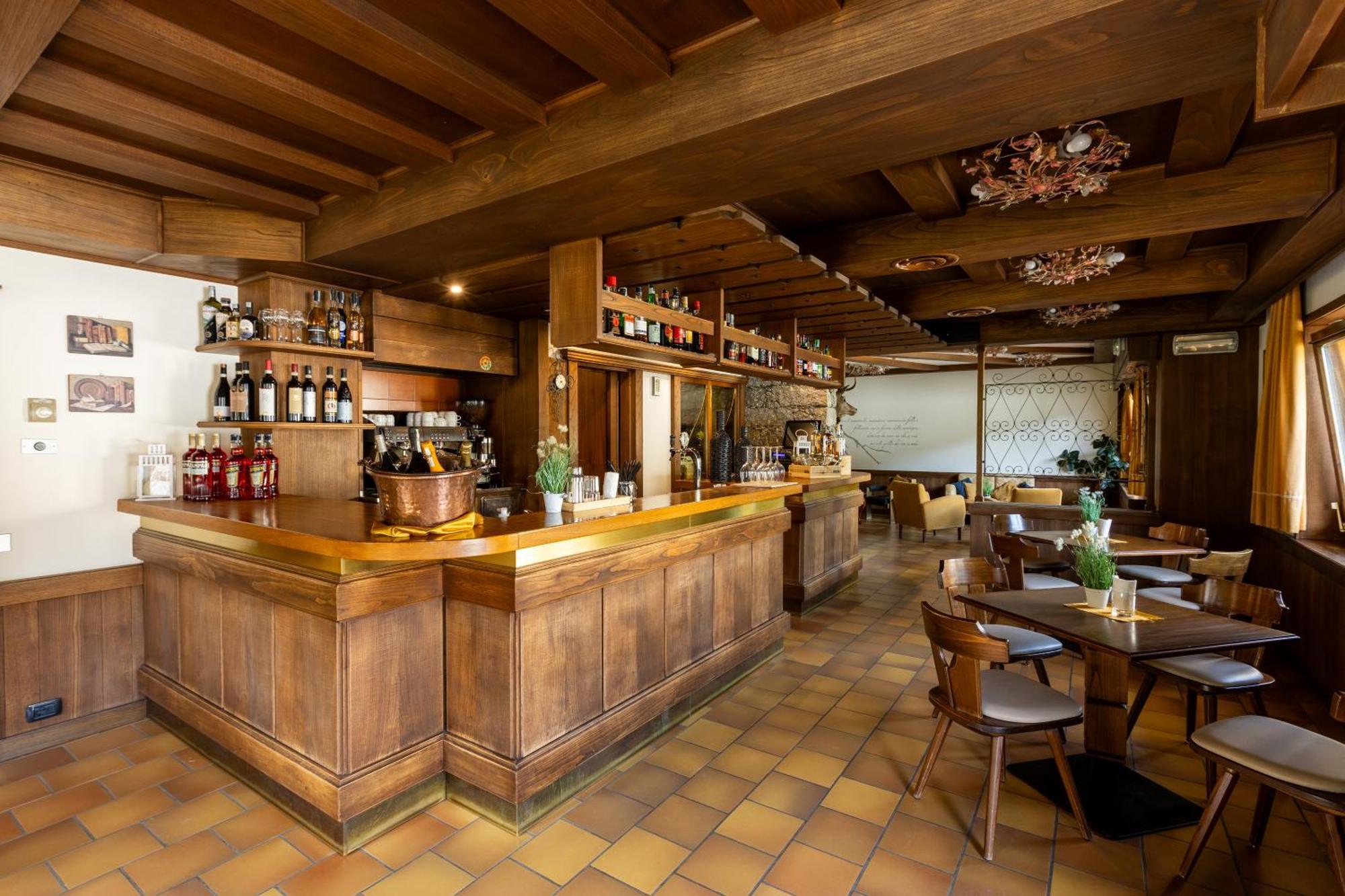 Hotel Cardo Isolaccia Extérieur photo
